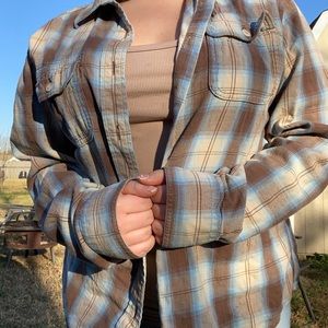 Gap brown tan light blue flannel 🤍🍂